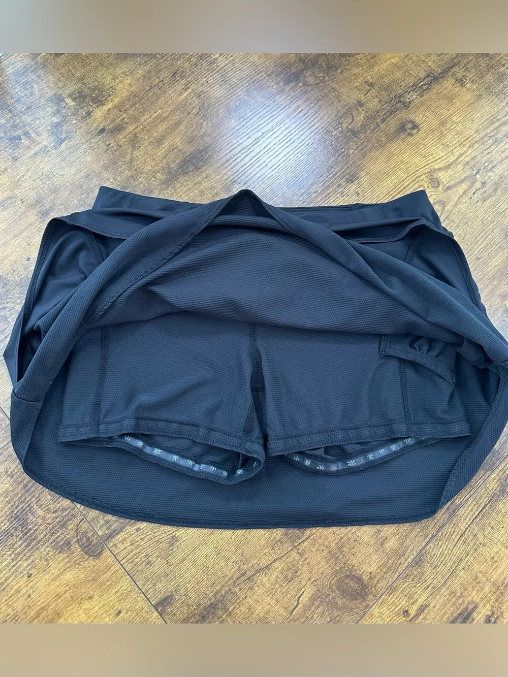 Athleta Bustle Tennis Skort, Black, Small